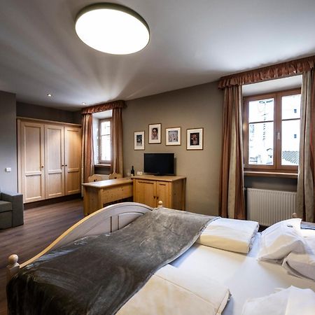 Hotel Zum Turm كاستيلِروتّو المظهر الخارجي الصورة