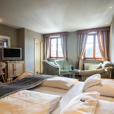 Hotel Zum Turm كاستيلِروتّو المظهر الخارجي الصورة