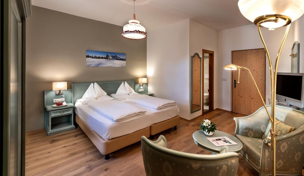 Hotel Zum Turm كاستيلِروتّو المظهر الخارجي الصورة